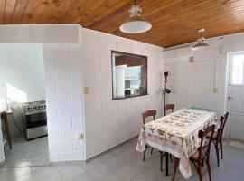 Dpto planta baja con cochera, Hotel in Rafaela