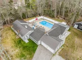 Kennebunk/Kennebunkport Beach House w/Pool!