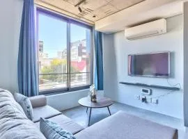 Cozy Couples Oasis Apartment!