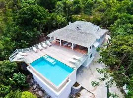 4bd Villa with Panoramic Sea View and Infinity Pool