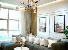 Brand New -Very Luxurious 2 Bedrooms Apartment, hôtel à Ajman
