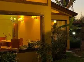 Casa espaciosa con jardín y home office a pasos Casino ANTAY