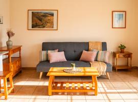 Stellina Mar 1, hotel in Tarajalejo