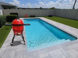 Luxury Groveland Villa with Pool, Grill & Office