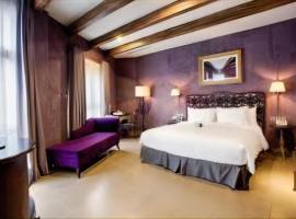 Mercure DaNang Village Ba Na hills, hotel en Da Nang