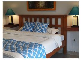 Tropical Beach Resort Sekongkang, ξενοδοχείο τριών αστέρων σε Sekongkang Bawa