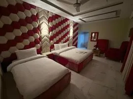 Decent Luxury Guest House F-10