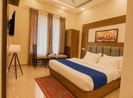 Hotel Woodlark Zirakpur II A Peaceful Stay I Travelers Choice I Best for Family and Group, hotel met parkeren in Chandīgarh