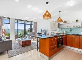 Eden On The Bay 174B by Host Agents