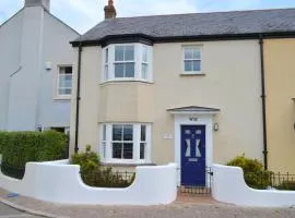 Magnet Cottage