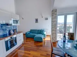 Luxurious Villa in Murter with Pool