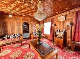 Dal lake group of houseboats