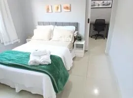 Casa c AR - condominio prox Parkshopping Campo Grande