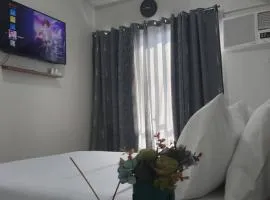 The Loop Tower Studio-Spacious Unit