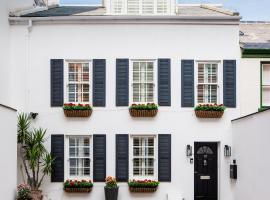 Sandringham House, caba&ntilde;a o casa de campo en Saint Helier