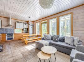 Lomahuvila Himoksen Pistaasi, hotel na praia em Himos