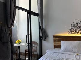 Por Chey Residence, alojamiento con cocina en Battambang