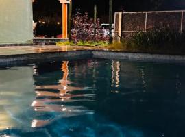 Sunrise Retreat - Kabini, villa em Hampāpura