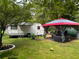 Lazy Days Caravan, campsite sa Berlin