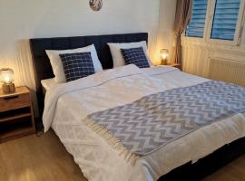 Sch&ouml;ne 3Zimmer-Wohnung Stadtnah, alojamiento con cocina en Derendingen