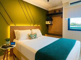 Flat Praia Luxury Century, serviced apartment in Vitória