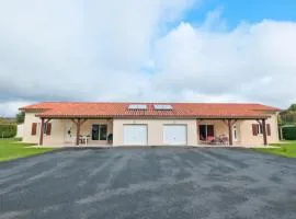 Duo de Maisons avec Piscine et Clim