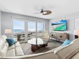 Blu 205 - Oceanfront True Luxury & 2 SETS Free Beach Service