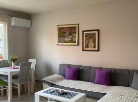 Stan na dan, hotel con estacionamiento en Pljevlja