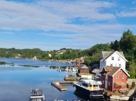 Kids' Marine Paradise Fjord Villa with Boat & Pool Near Bergen