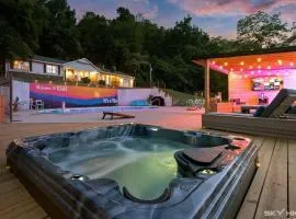 Creekside Oasis - 5BR Retreat with Pool & Hot Tub