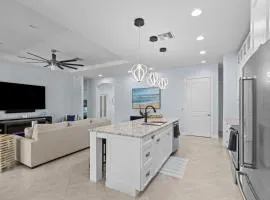 Luxurious 4-Bedroom Pool Home -Walk to Beach & Restaurants