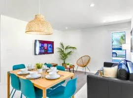 Stunning 3-Bedroom Duplex with Free Parking