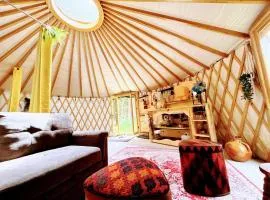 Star-Lake Yurt Sanctuary Waterview