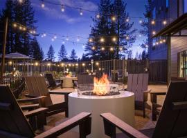 Martis Valley Lodge, Tapestry Collection by Hilton, hôtel à Truckee