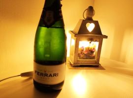 Coven Shabby Apartment, il tuo rifugio nel cuore della città, hotel a Benevento