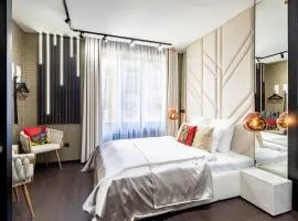 Ultra Central Luxy Studio