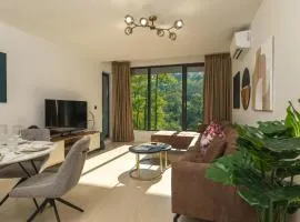 Einik Luxury Apartments