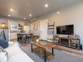 Modern abode in Central Missoula!