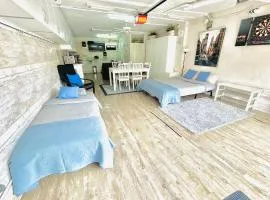 Estudio-loft con playas cercanas