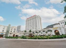 Royal Halong Hotel, khách sạn ở Hạ Long
