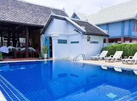 Alana Luang Prabang