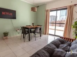 Depto en Boulevard con cochera y terraza exclusiva