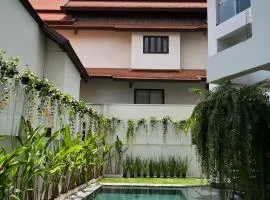iThaphae Hotel