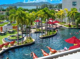 Surin Beach Serviced 3 Bedroom Sea View Apart-ment Comprehensive Facilities Resort Pool Gym Guest Choice โรงแรมในหาดสุรินทร์