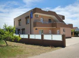 Ana & Marija, hotel near Split Airport - SPU, 