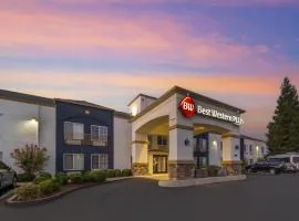 Best Western Plus Twin View Inn & Suites