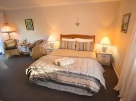 Rolling Hills Country Stay B&B