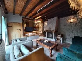 Charming cottage in a farm with views