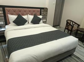 Hotel Kashi Crown, hôtel à Varanasi près de : Aéroport international de Varanasi - VNS