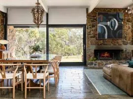 Flow Stone House Gisborne